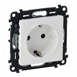 Розетка LEGRAND DIY VALENA Life 2К+3 белая 753421 - фото 69124