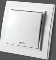 Выключатель с подсветкой ZERA EGP белый 700-0200-201